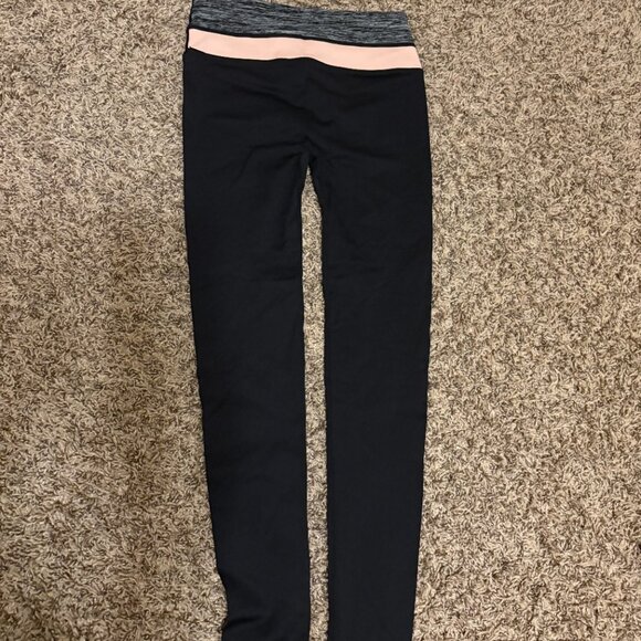 Itzon Leggings Small Black Ankle Length Gray and Pink Wide Waistband Nylon Blend - Picture 3 of 3